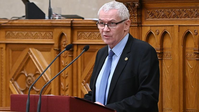 KÖZJOGI NAGYTAKARÍTÁS 3. RÉSZ: POLT PÉTER ÉS AZ ALKOTMÁNYOS VÉDŐBÁSTYA